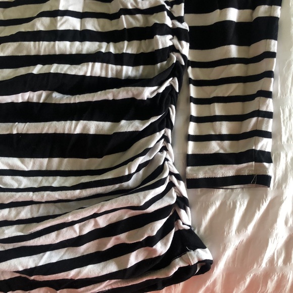 Black and white maternity long sleeve shirt - Picture 3 of 3